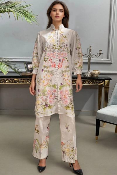 Threads & Motifs